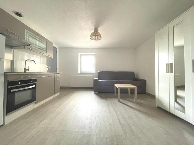 Appartement à louer à Pont d'Ain 01160