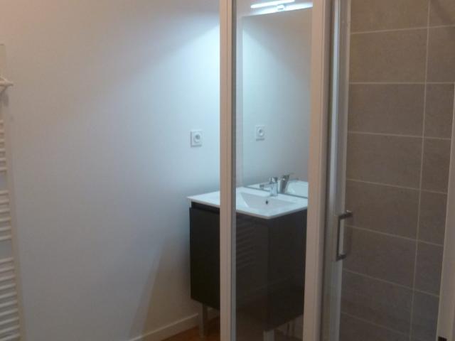Appartement à louer à Pont l'Évêque, Normandie, €