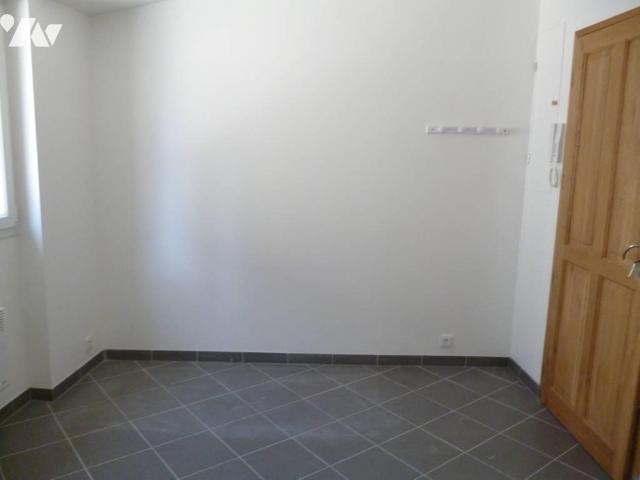 Appartement à louer à Port Saint Père, Pays de la Loire, €