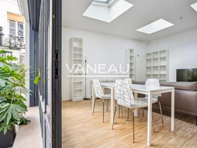 Appartement à louer à Paris 10Ème
