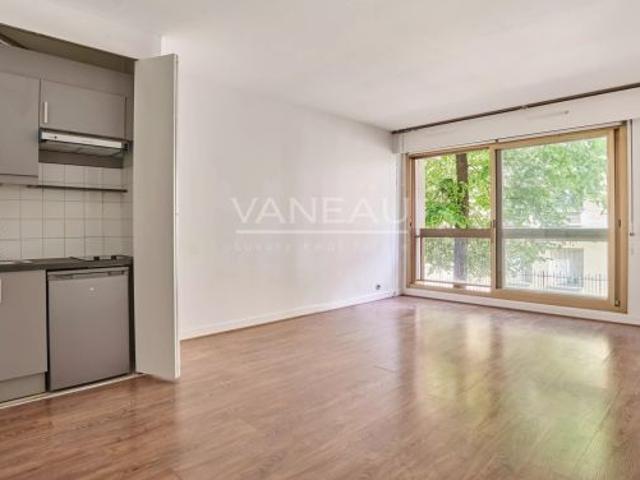 Appartement à louer à Paris 16Ème