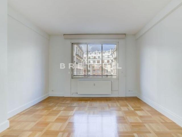Appartement à louer à Paris 16Ème
