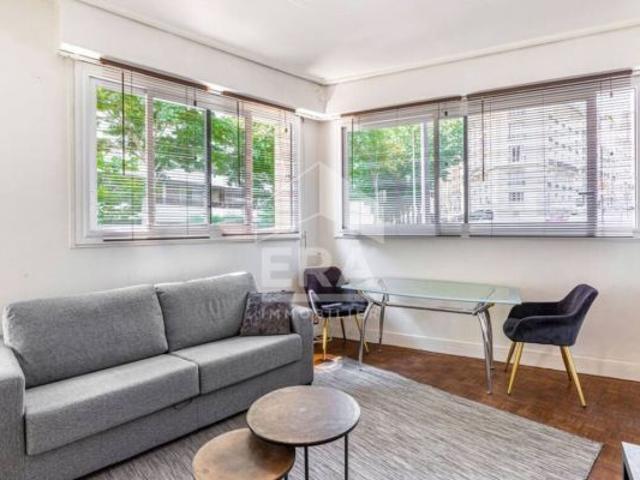 Appartement à louer à Paris 16Ème