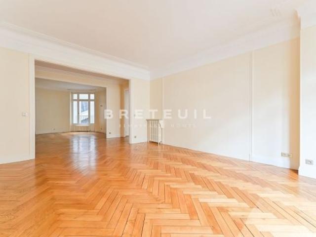 Appartement à louer à Paris 16Ème
