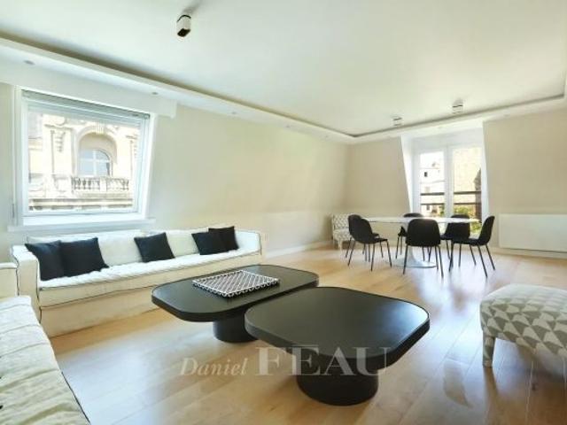Appartement à louer à Paris 16Ème