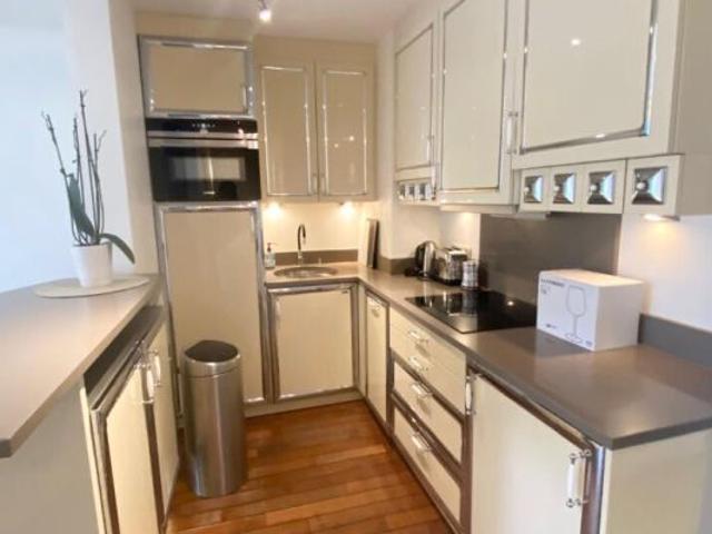 Appartement à louer à Paris 16Ème