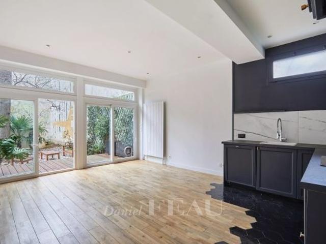 Appartement à louer à Paris 16Ème
