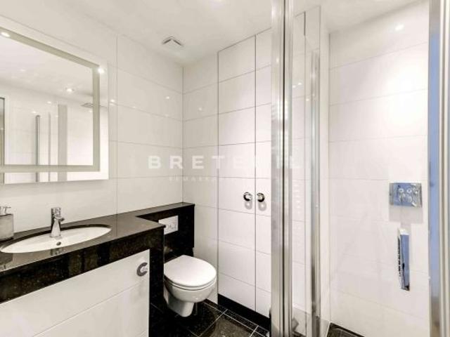 Appartement à louer à Paris 17Ème