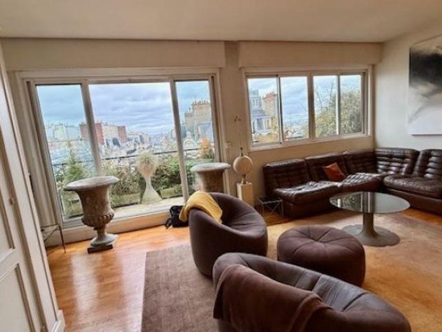 Appartement à louer à Paris 17Ème