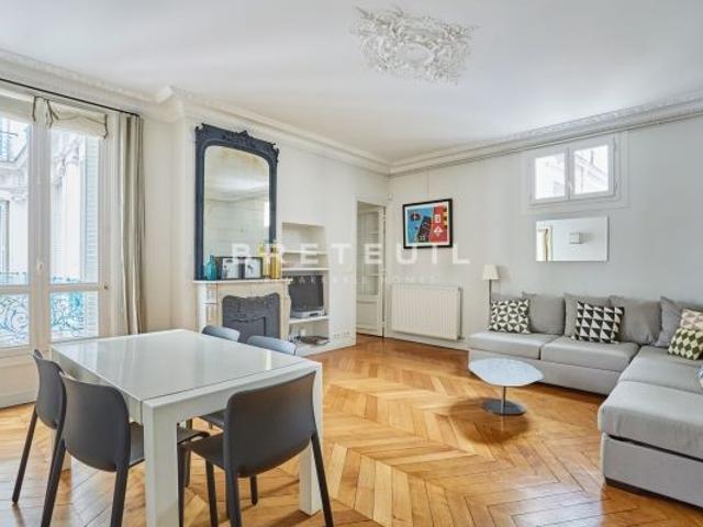 Appartement à louer à Paris 17Ème
