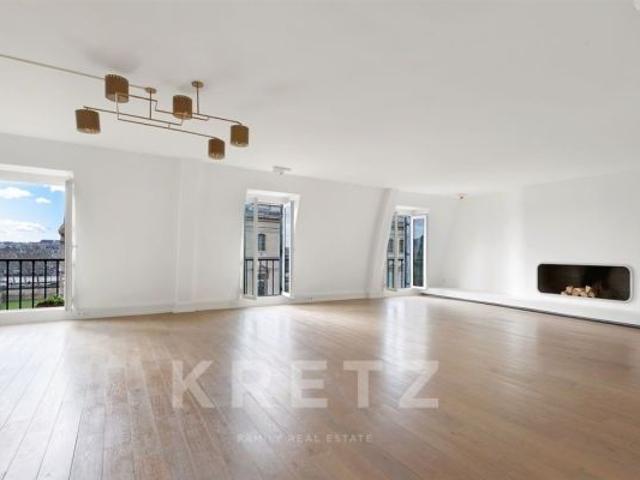 Appartement à louer à Paris 1Er