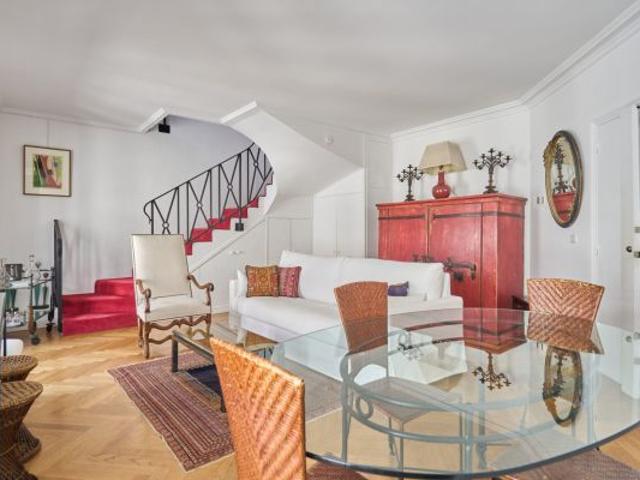 Appartement à louer à Paris 1Er
