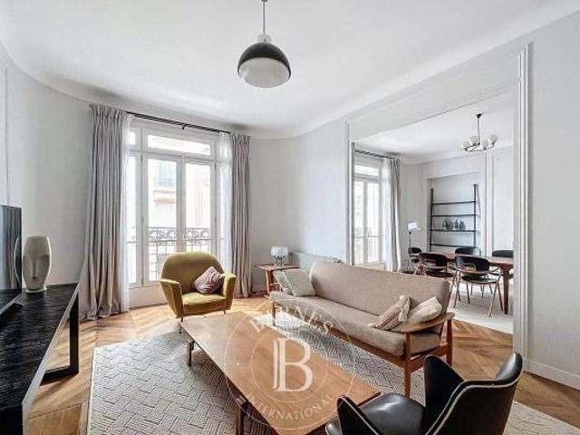Appartement à louer à Paris 7Ème