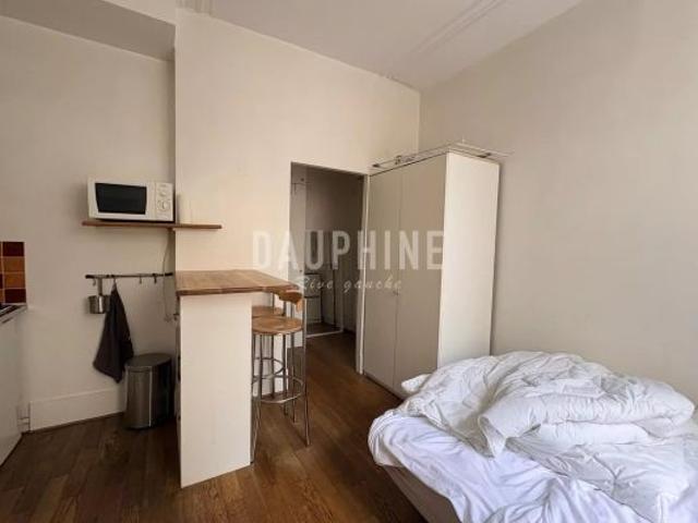 Appartement à louer à Paris 7Ème