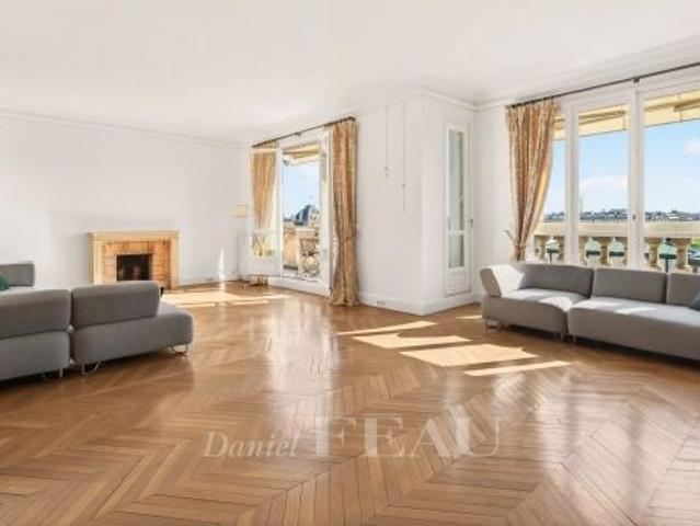 Appartement à louer à Paris 7Ème