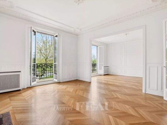 Appartement à louer à Paris 7Ème