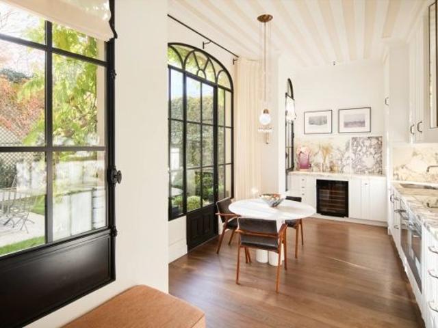 Appartement à louer à Paris 7Ème