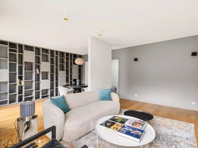 Appartement à louer à Paris 7Ème