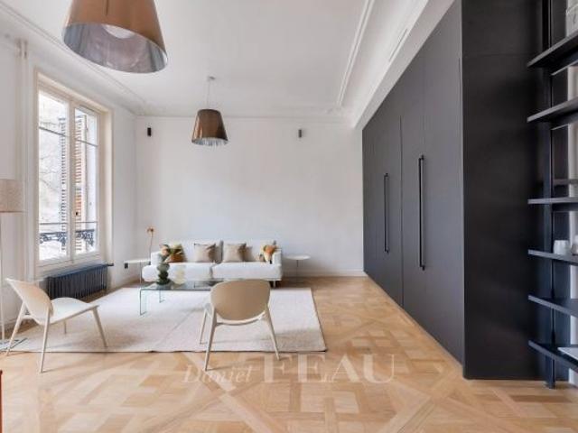 Appartement à louer à Paris 7Ème