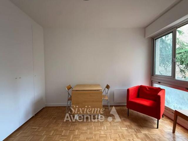 Appartement à louer à Paris 4Ème