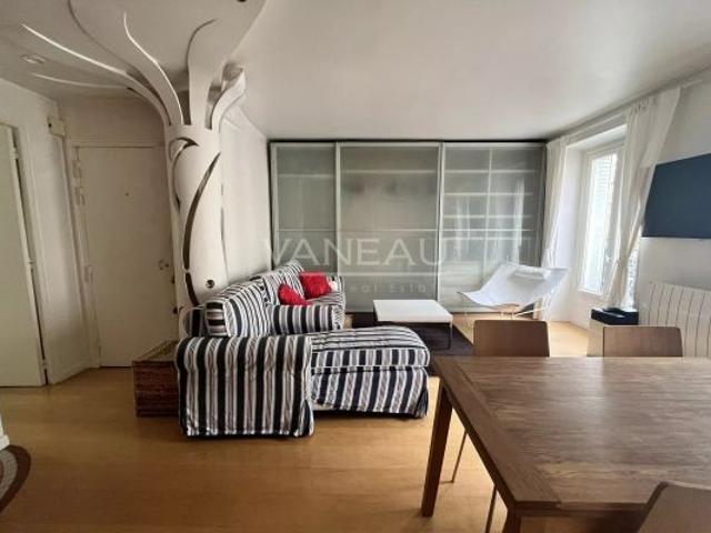 Appartement à louer à Paris 6Ème