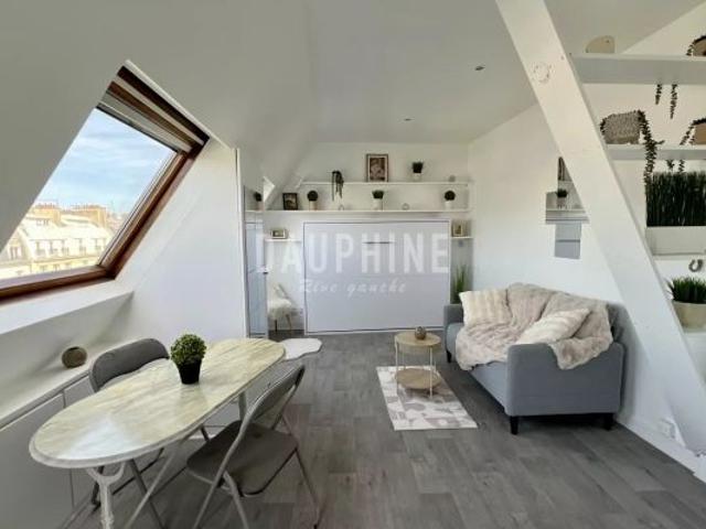 Appartement à louer à Paris 6Ème
