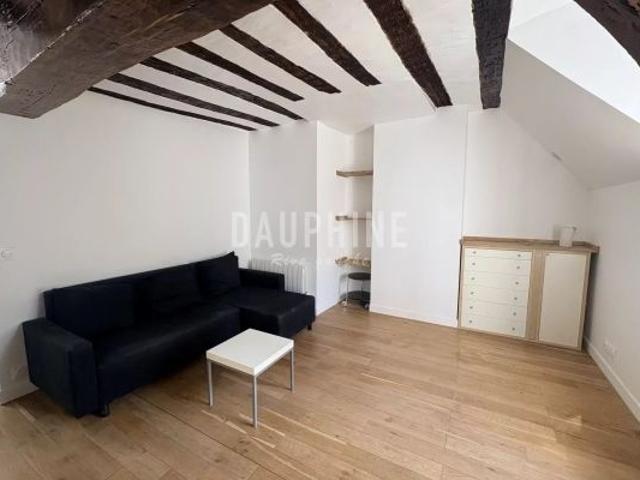 Appartement à louer à Paris 6Ème