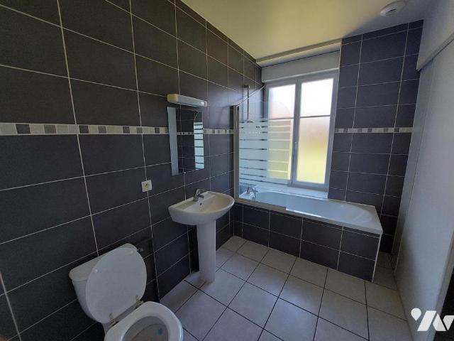Appartement à louer à Pars lès Romilly, Grand Est, €