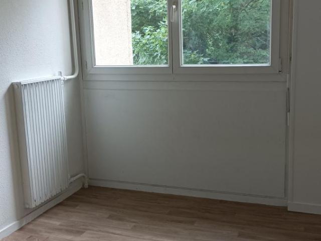 Appartement à louer à Petit Quevilly, Normandie, €