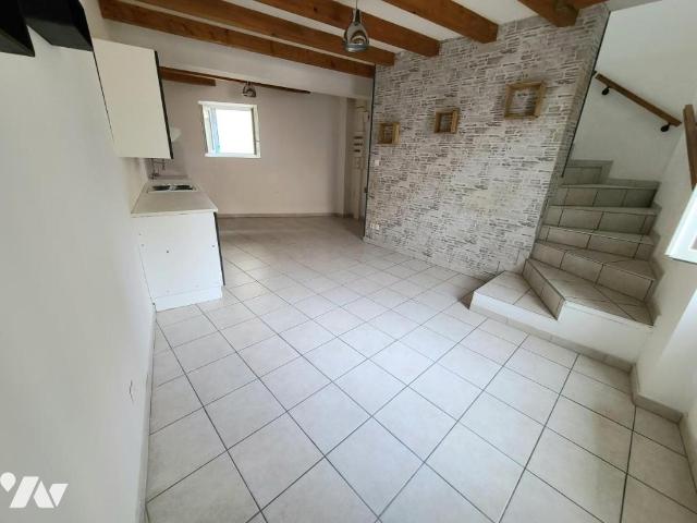 Appartement à louer à Pierrelatte, Auvergne Rhône Alpes, 620€