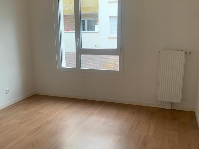 Appartement à louer à Rouen, Normandie, €