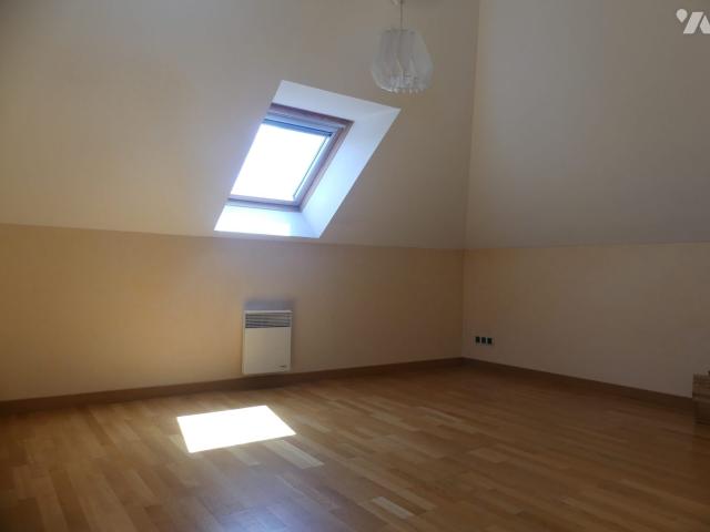Appartement à louer à Redon, Bretagne, €