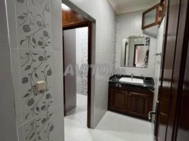 Appartement à louer à Riad Oulad Mtaâ, Témara, au deuxième étage
