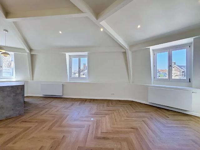 Appartement à louer à RUE ERNEST SOLVAY 15A Ixelles