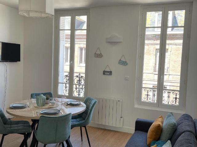 Appartement à louer à Tréport, Normandie, €