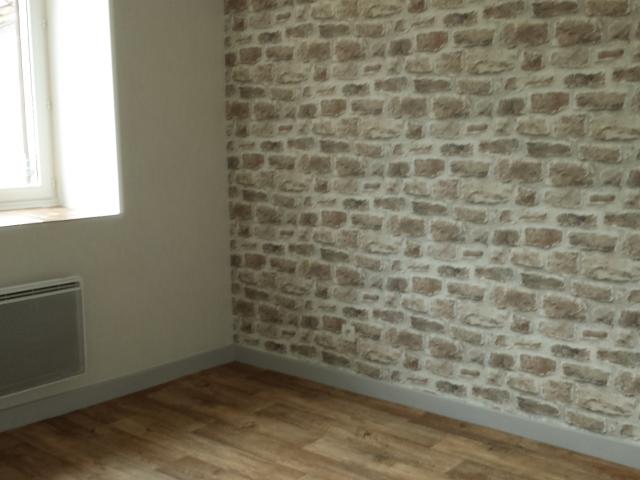 Appartement à louer à Val Revermont, Auvergne Rhône Alpes, €