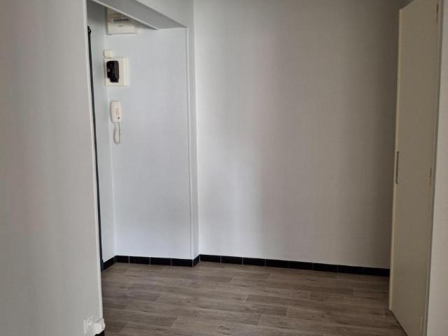 Appartement à louer à Vichy, Auvergne Rhône Alpes, €