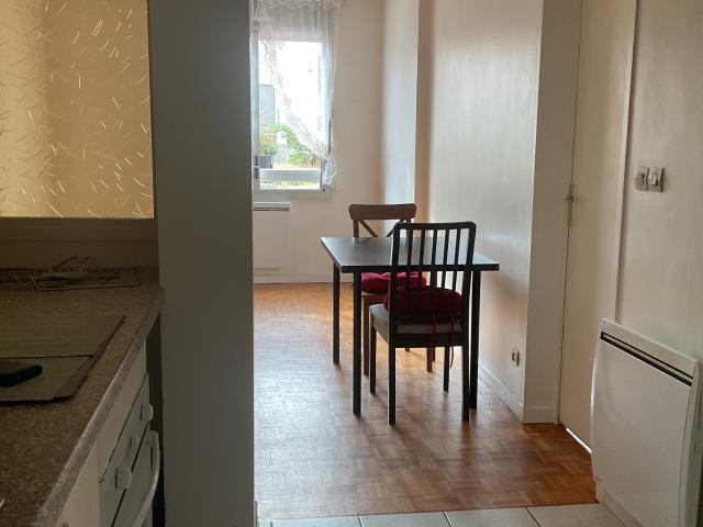 Appartement à louer à Villeurbanne, Auvergne Rhône Alpes, €