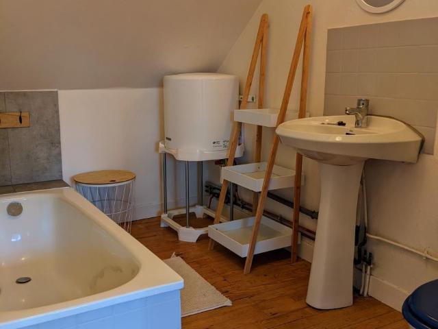 Appartement à louer à Vire Normandie, €
