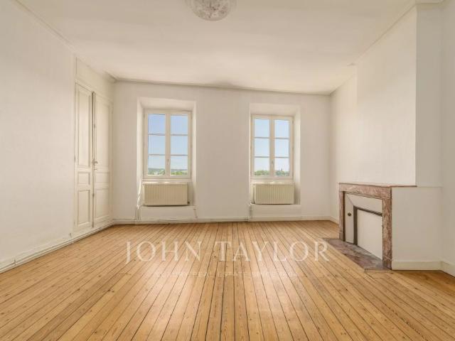 Appartement à louer Bordeaux, Sud Ouest, France1 450 EUR / Mois