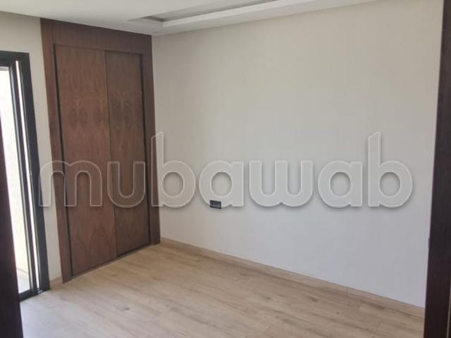 Appartement à Louer – Californie Longue Durée