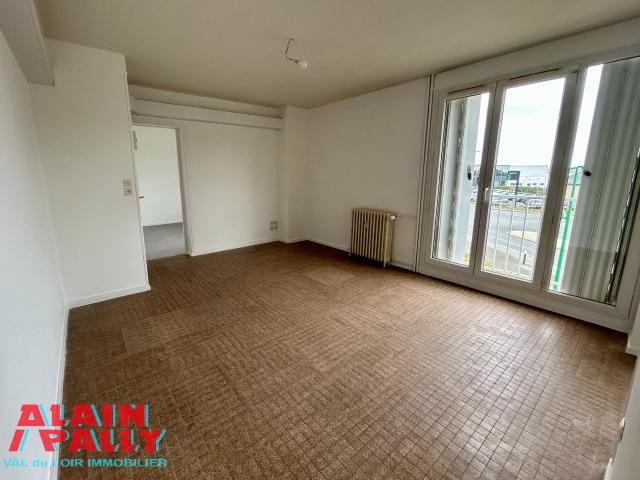 Bel appartement T3 de 61,46 m2 avec Parking et Cave Châteaudun
