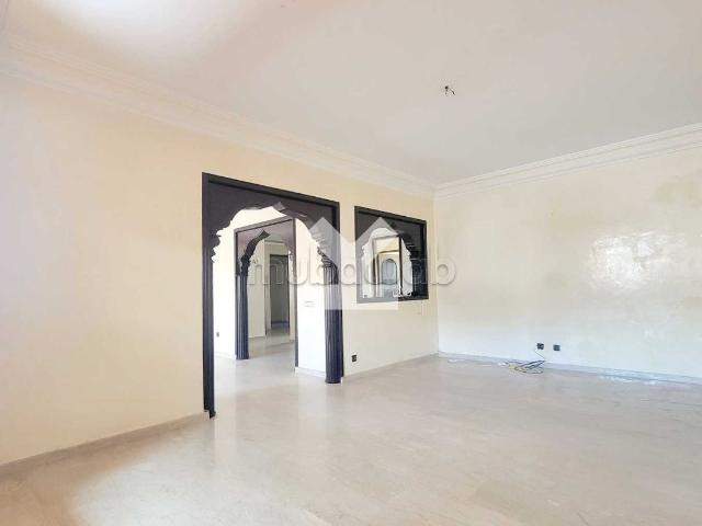 Appartement à Louer de 181.0 m² à Casablanca, Maarif Extension