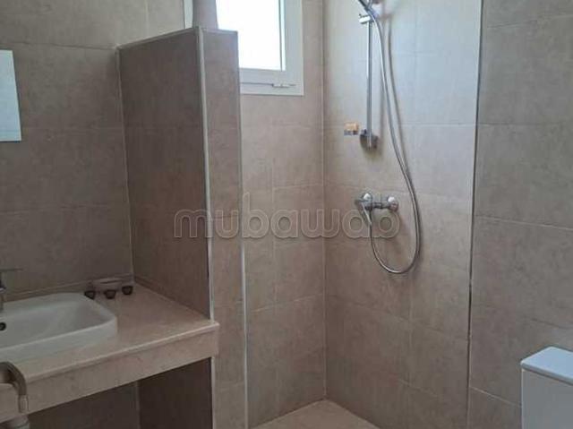 Appartement à Louer de 125.0 m² à Rabat, Dar Essalam Extension