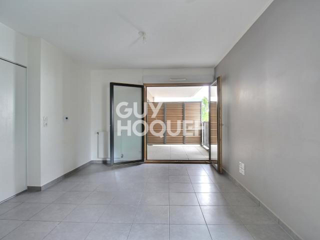 Appartement à louer de 1 pièce balcon garage