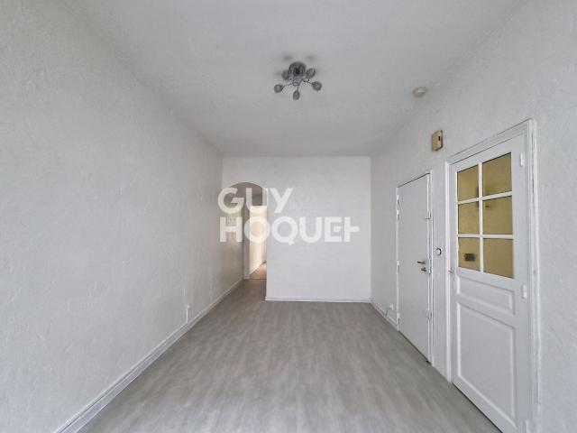 APPARTEMENT À LOUER DE 2 PIÈCES DE 38,00 M²