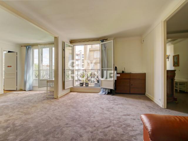 APPARTEMENT À LOUER DE 4 PIÈCES DE 85,29 M²
