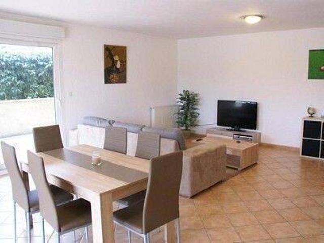 appartement à louer divonne les bains 5 pièces de 133.35 m²