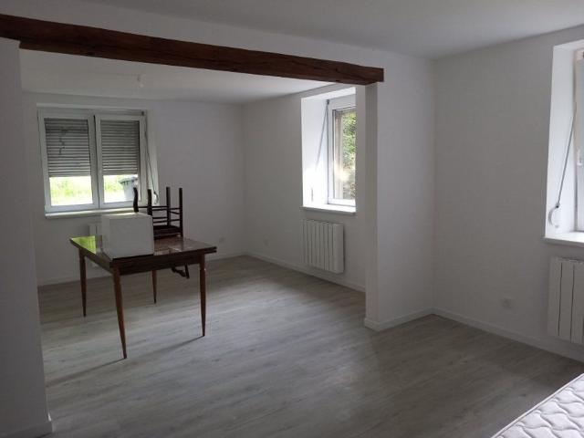 Appartement à louer F4 à Siersthal