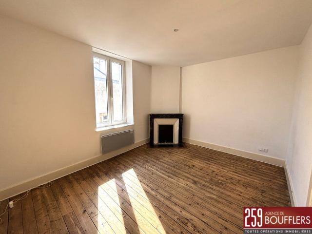 Appartement à louer F2 à Nancy